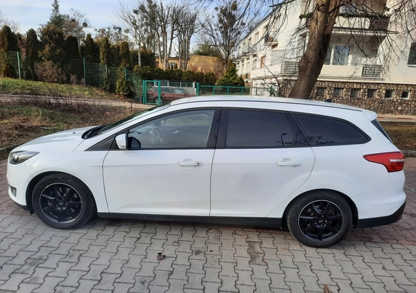 Ford Focus cena 52500 przebieg: 190000, rok produkcji 2016 z Gdynia małe 121